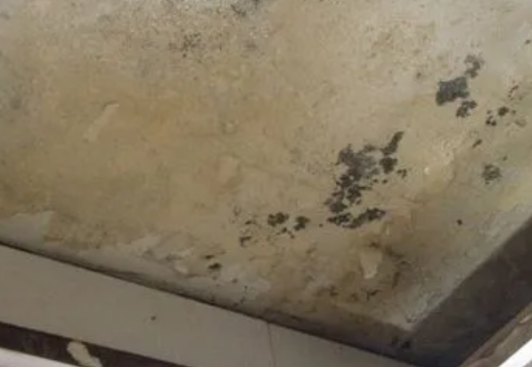 潮南阳台漏水维修公司分享下潮南卫生间渗水维修需要注意哪些问题。